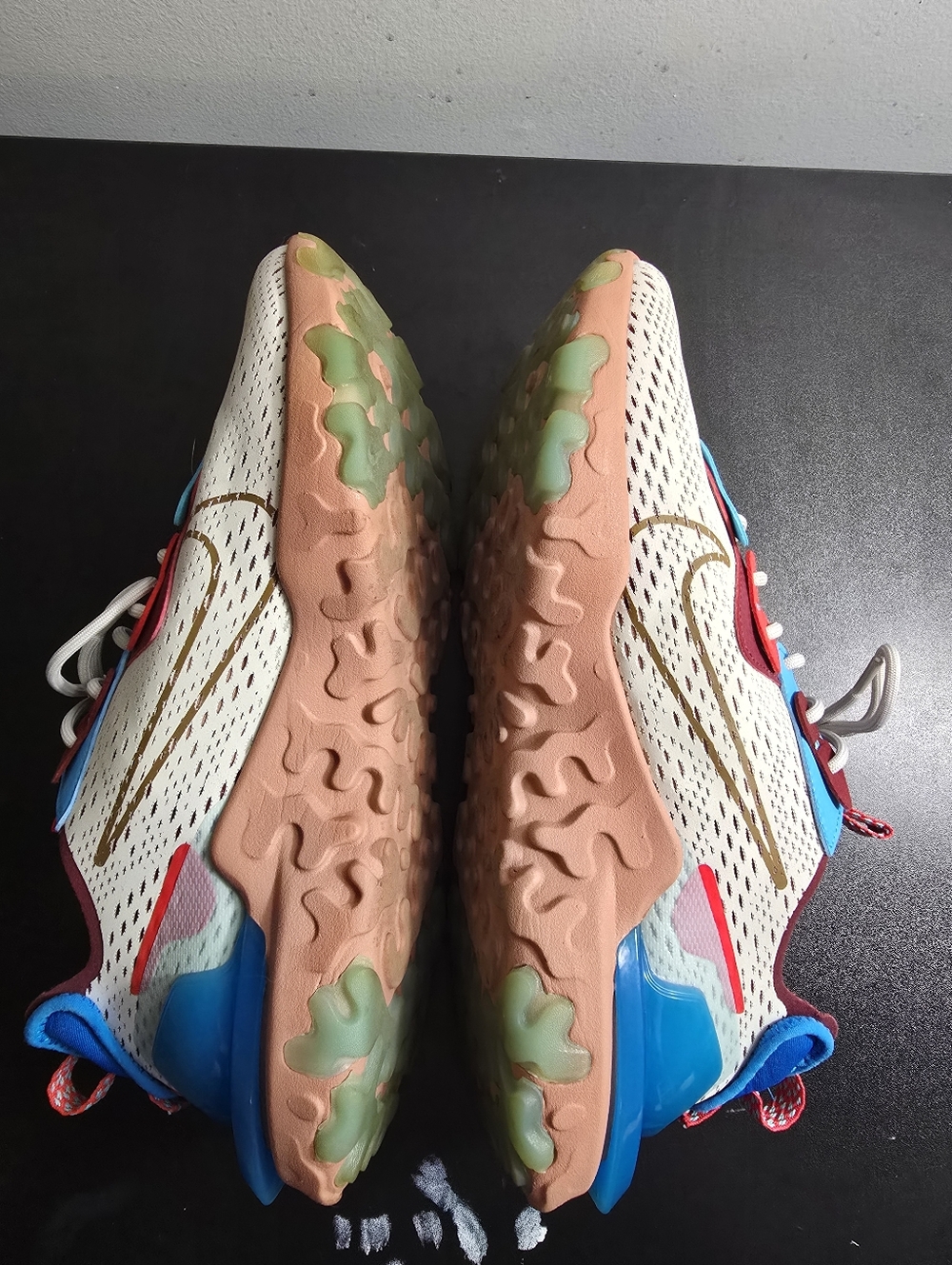 Nike React Vision - Picture 4 of 6